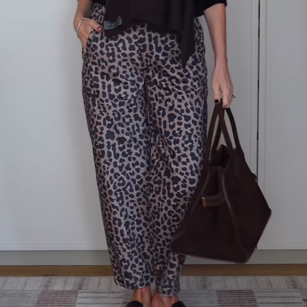 Women’s Happy Trails Printed Mid Rise Barrel Jeans various READ REVIEW - Picture 10 of 15